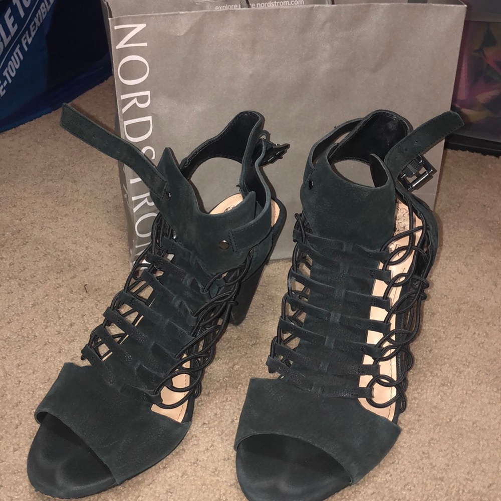 Vince Camuto wedges